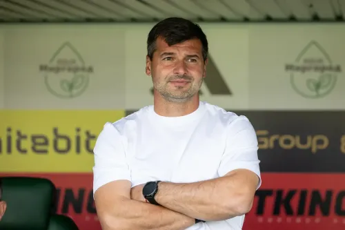 The best coach and footballer of the Ukrainian Premier League in September ha...