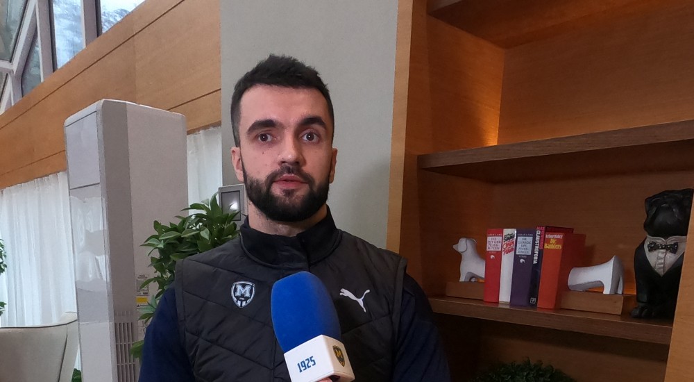 Андрій Шабалін: "Учора весь день пройшов у тренажерній залі"