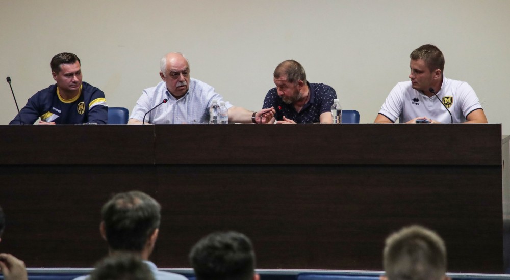 Команда зустрілася з керівництвом і засновниками