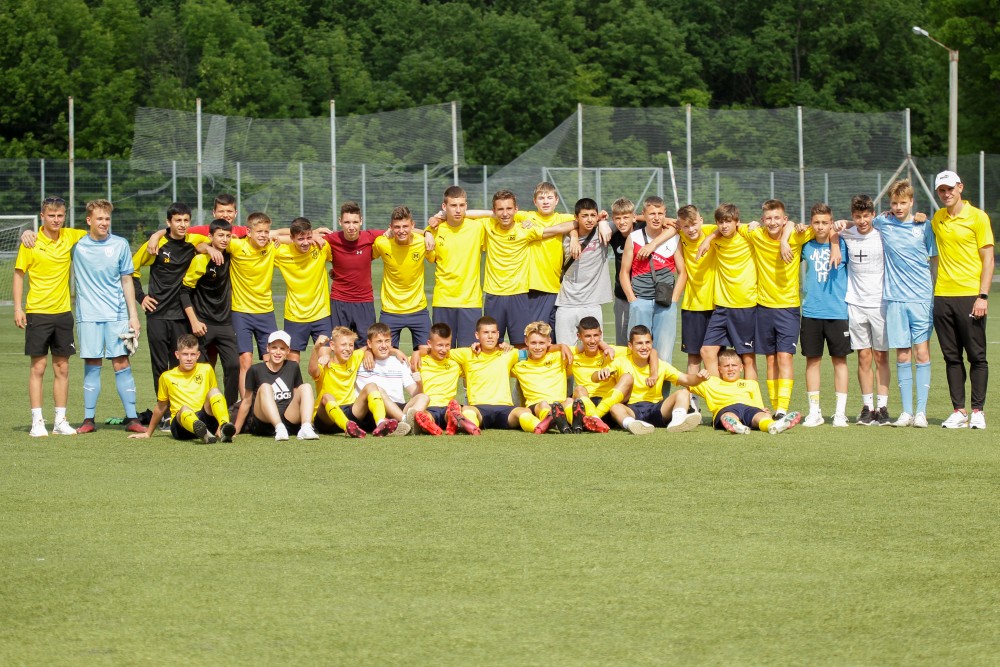 "Металіст 1925" U-15 виходить до фінального турніру ДЮФЛУ