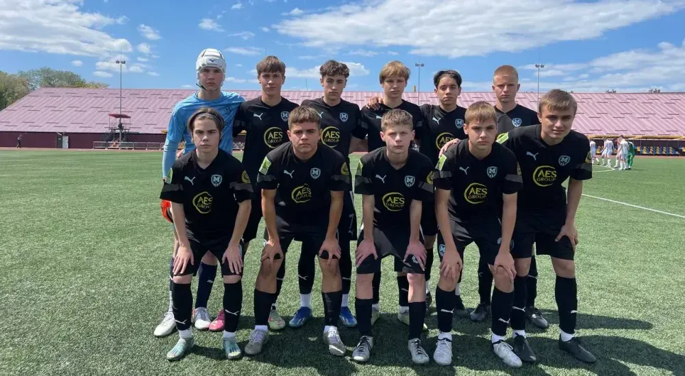 U-15. 
